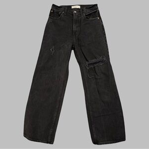 ABERCROMBIE & FITCH Women’s 90’s High Waisted Relaxed Jeans